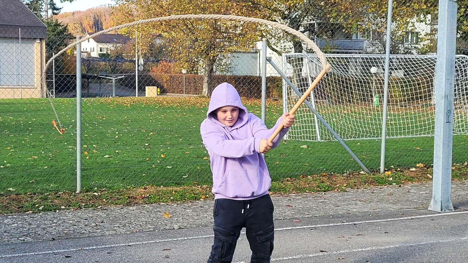 Xhafer Mulay beim Geisslechlöpfe-Training
